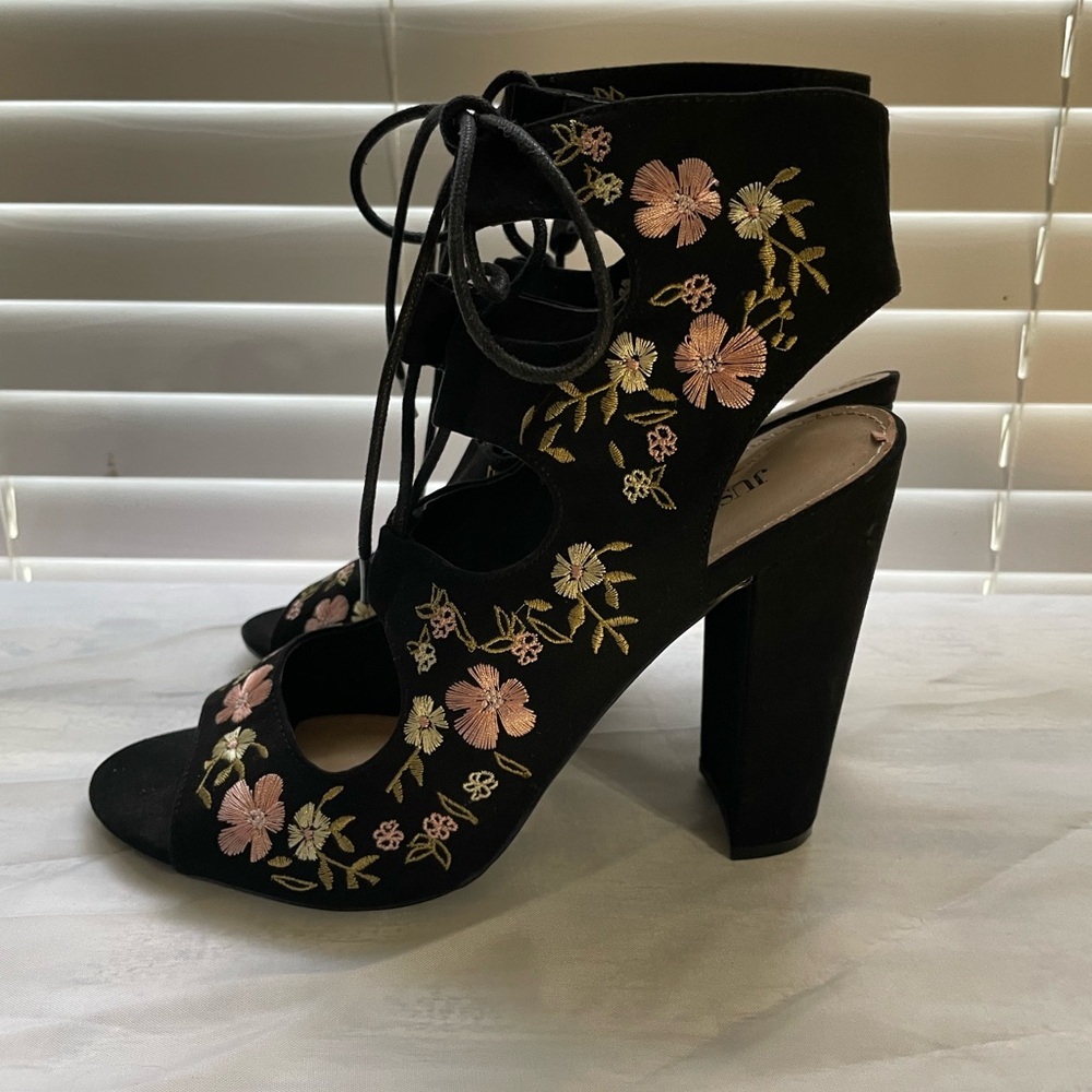 JustFab Black Floral Lace-Up Heels 5” - Picture 7 of 12